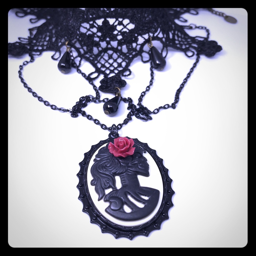Skull Cameo Victorian Lace Chocker New